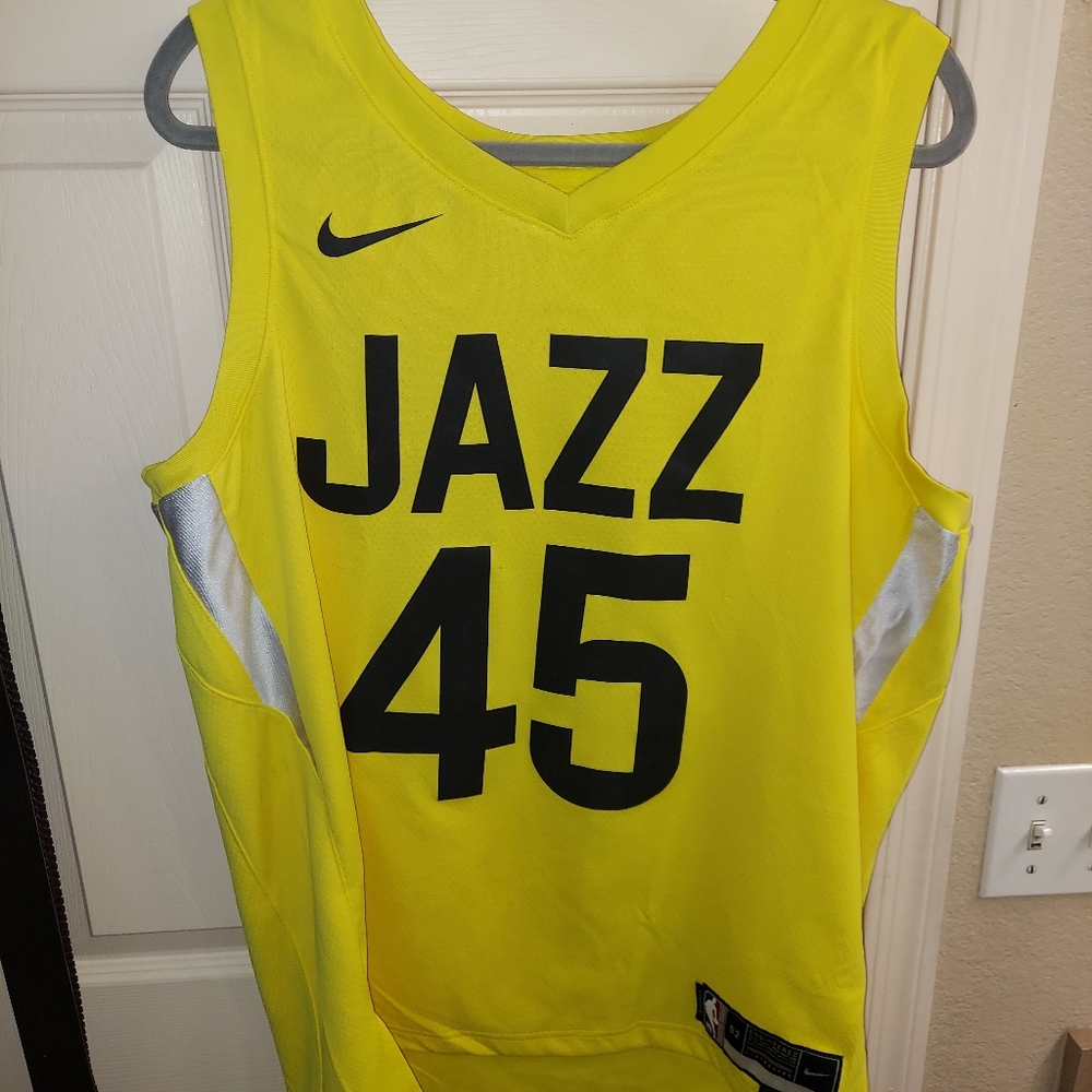 UTAH JAZZ NIKE NBA SWINGMAN JERSEY DONOVAN MITCHELL #45